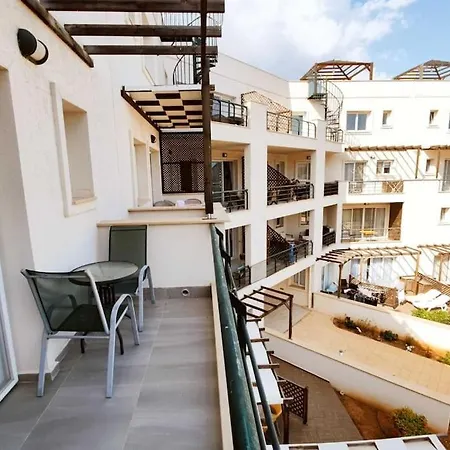 Thalassa Sea View Apartment *